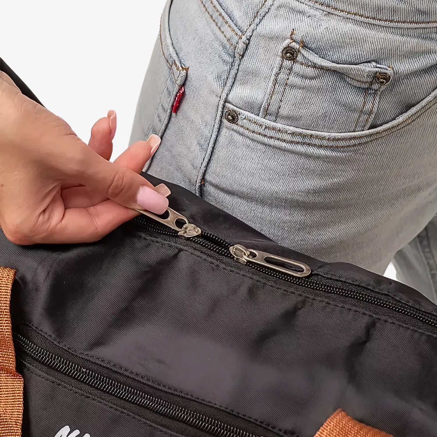 Titan Unisex Travel Bag