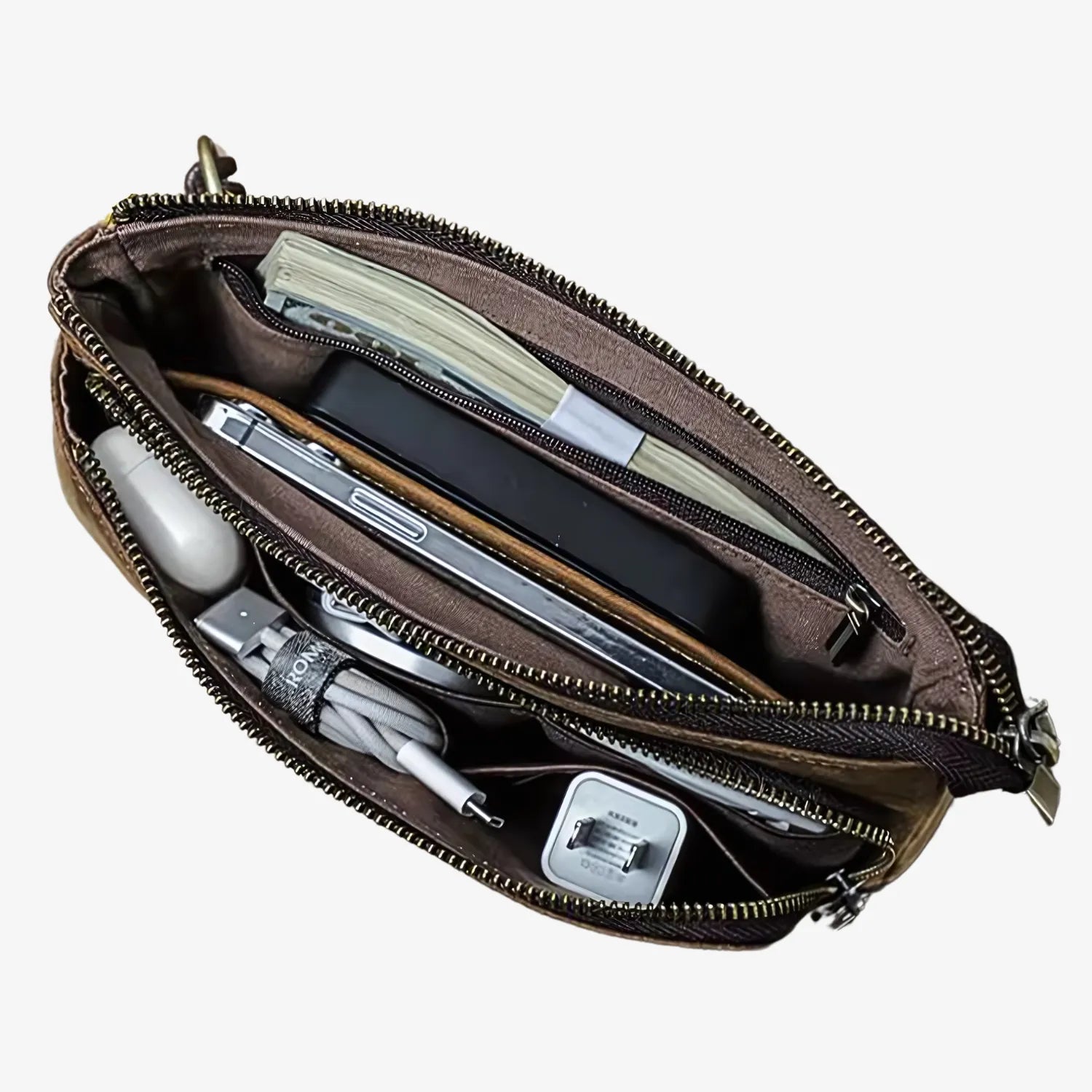 Voyage Slim Leather Toiletry Bag