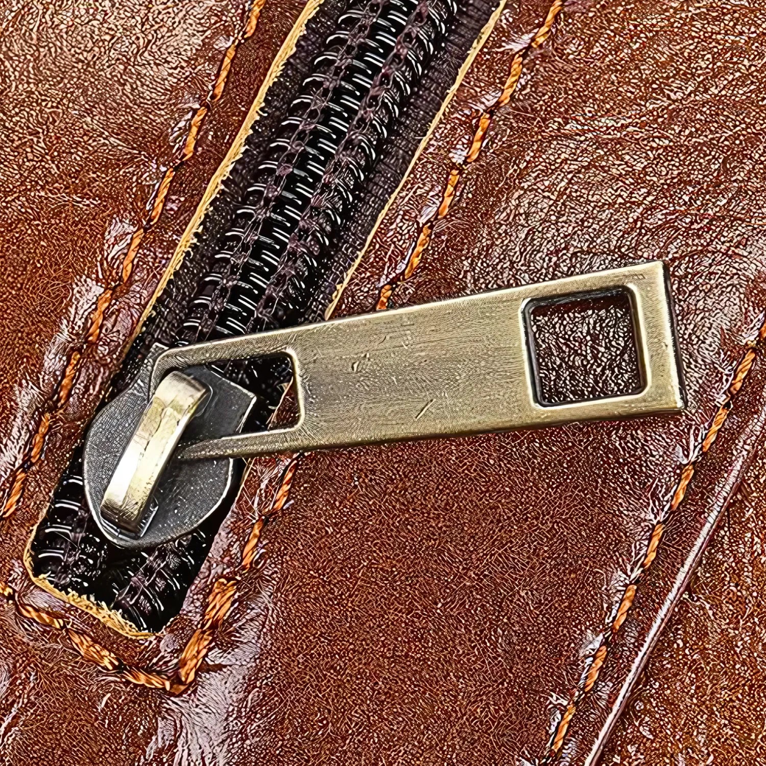 Bravion Classic Crossbody Bag