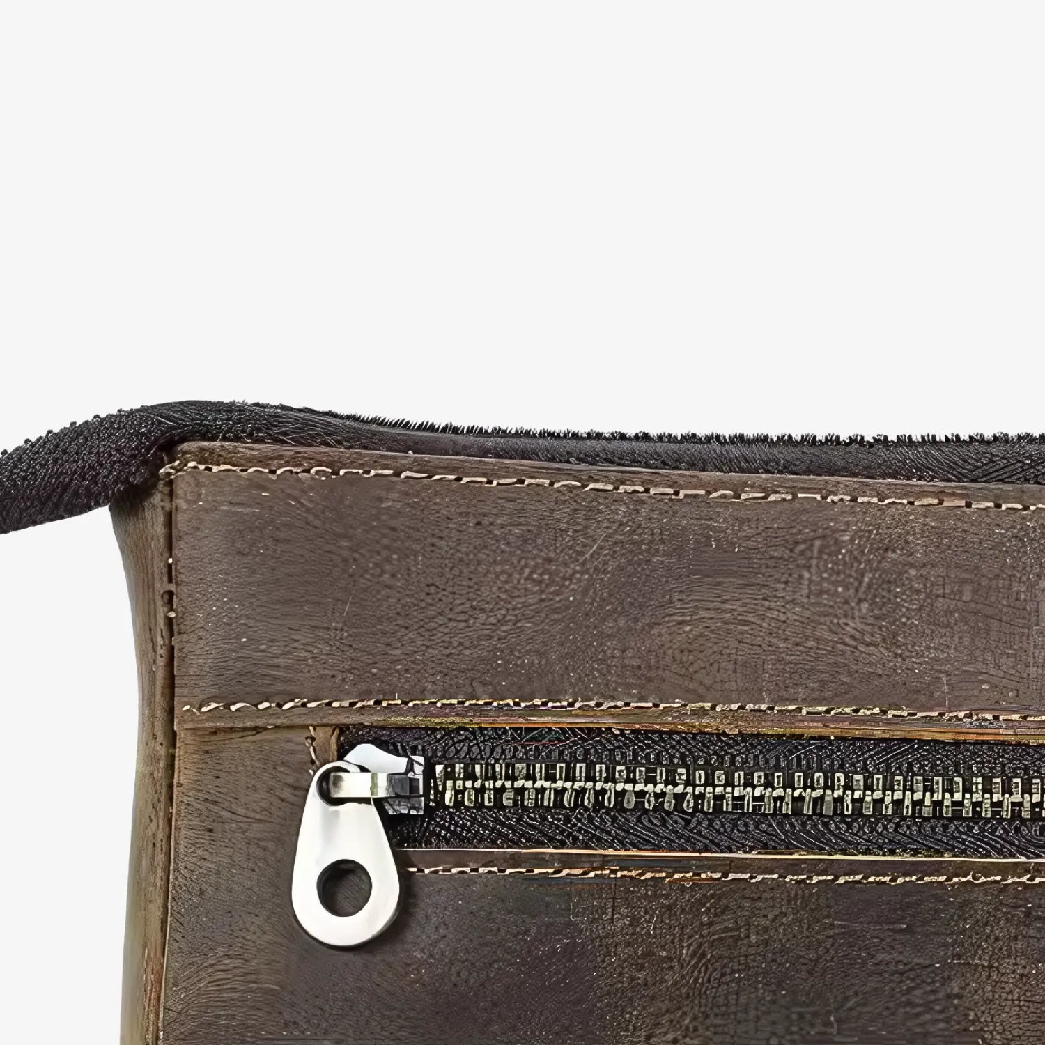 Voyage Slim Leather Toiletry Bag